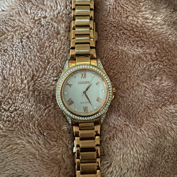 Rose Gold Citizen Watch - Picture 1 of 3